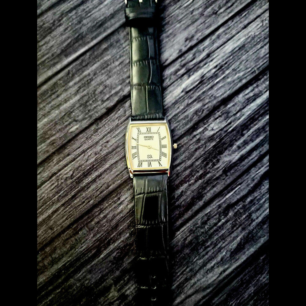 **RARE Mens Vintage Tank Barrel Slv Wht Watch New Mvt & Batt‎